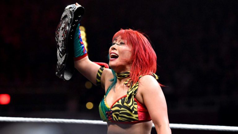 20160401_NXTTakeover_Dallas_BayleyAsuka--ab88ec1c885a2a0d4cbdc32814971e26