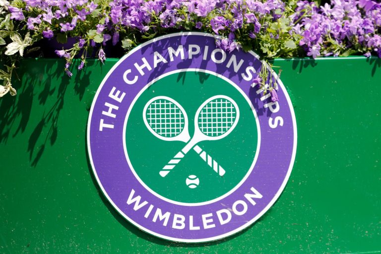 Wimbledon Championships Sign The All England Tennis Club The Wimbledon Championships 2016 The All England Tennis Club, Wimbledon, London, England 26 June 2016 26/06/2016 The All England Tennis Club, Wimbledon, London, England 2016 © Allstar Picture Librar
